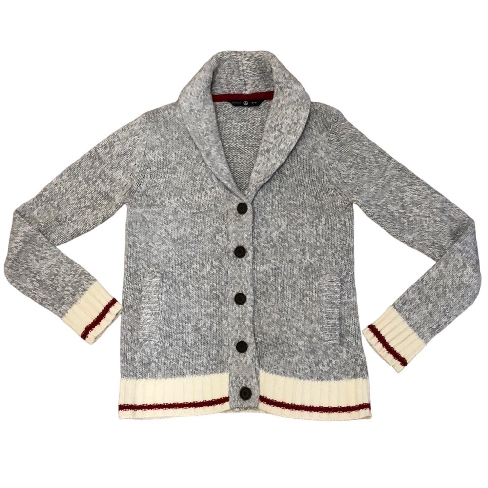 Amnesia | Gray Roots Style Cabin Sweater